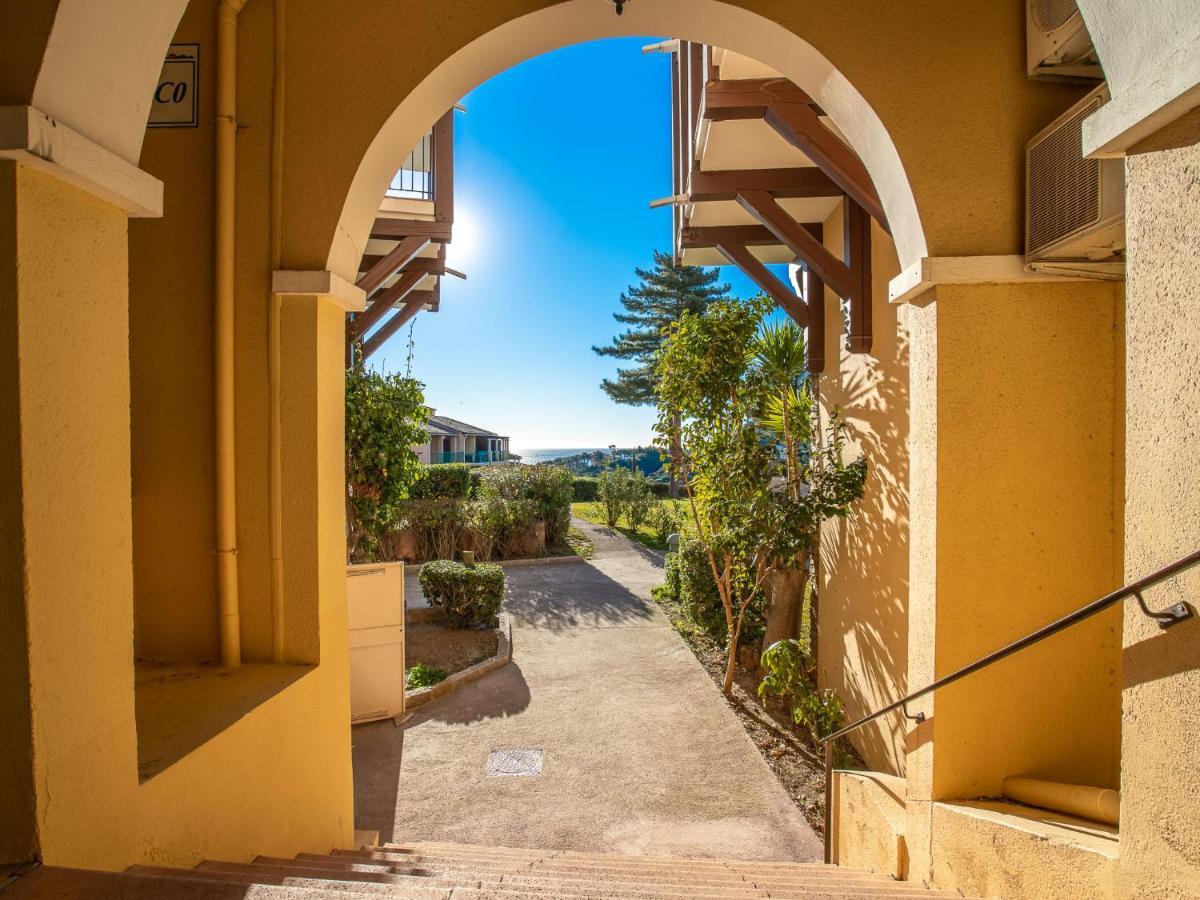 Apartment Village Cap Esterel - Le Village-40 By Interhome Saint-Raphael  Bagian luar foto
