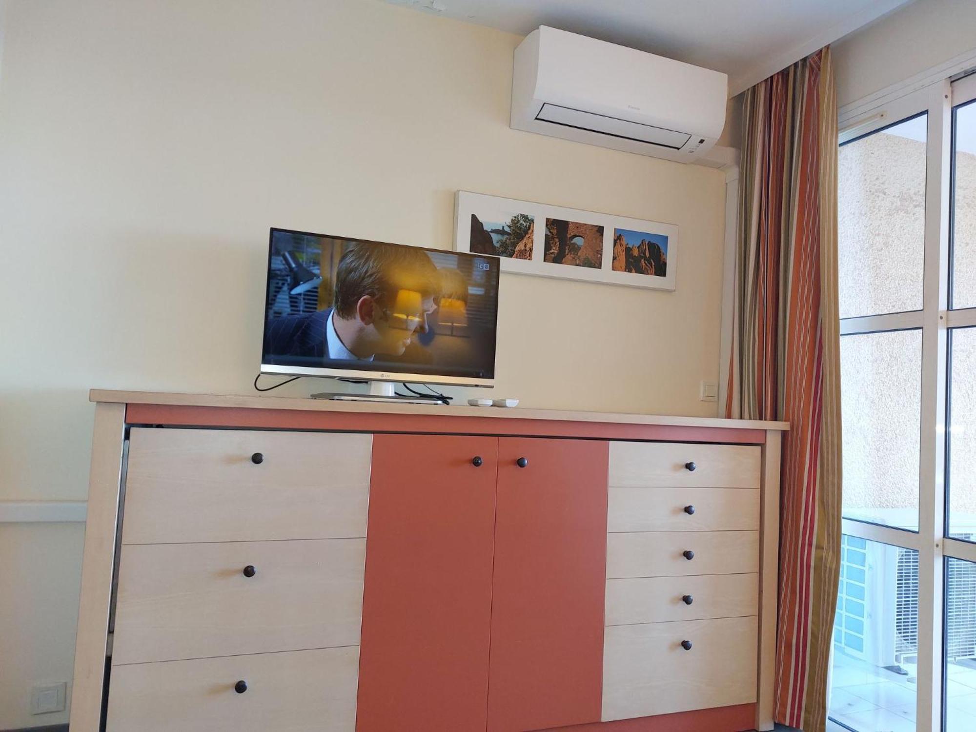 Apartment Village Cap Esterel - Le Village-40 By Interhome Saint-Raphael  Bagian luar foto